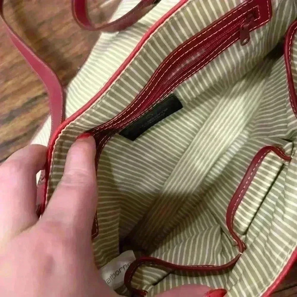 Liz Claiborne Vintage red shoulder Bag - Picture 3 of 5